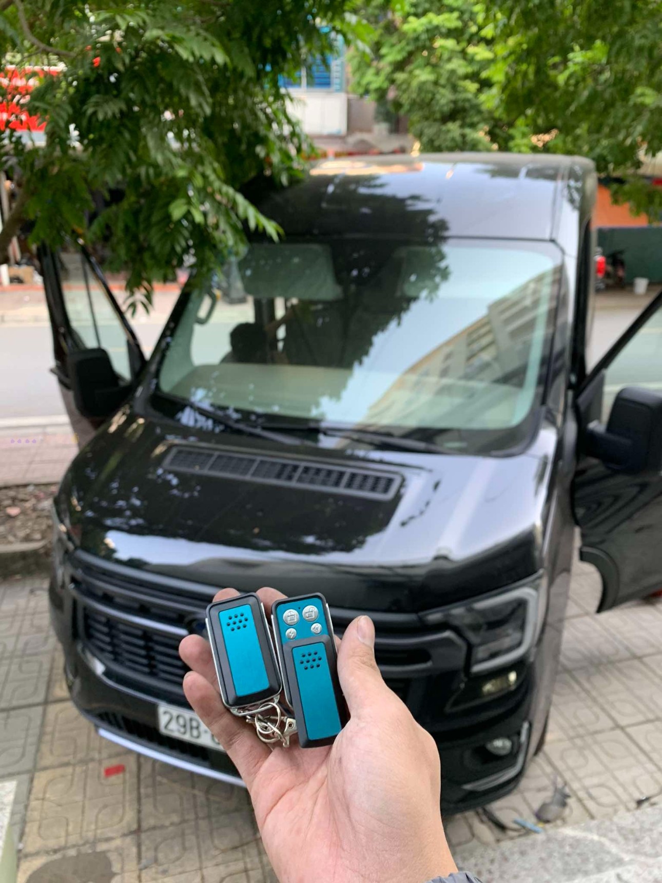 Thuê xe 18 chỗ cho nhóm lớn du lịch