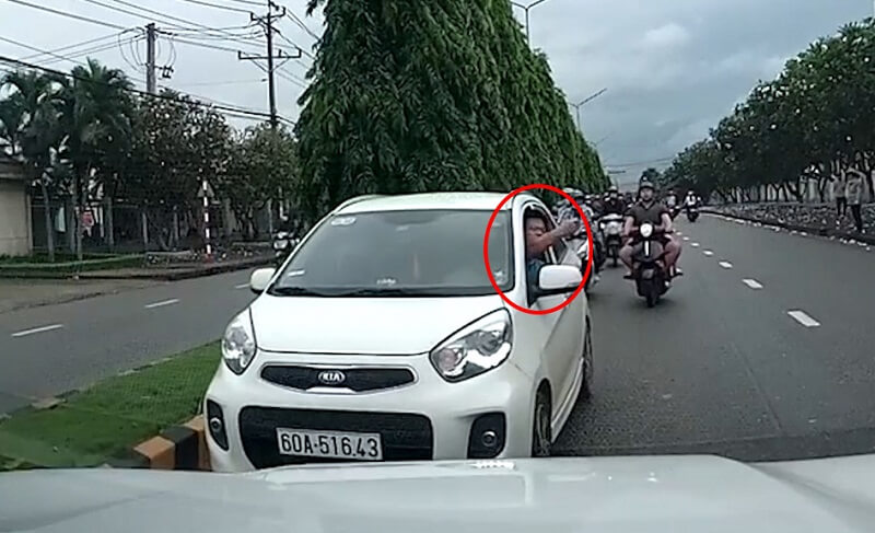 Một số lưu ý tránh đi ngược chiều khi lái xe ô tô