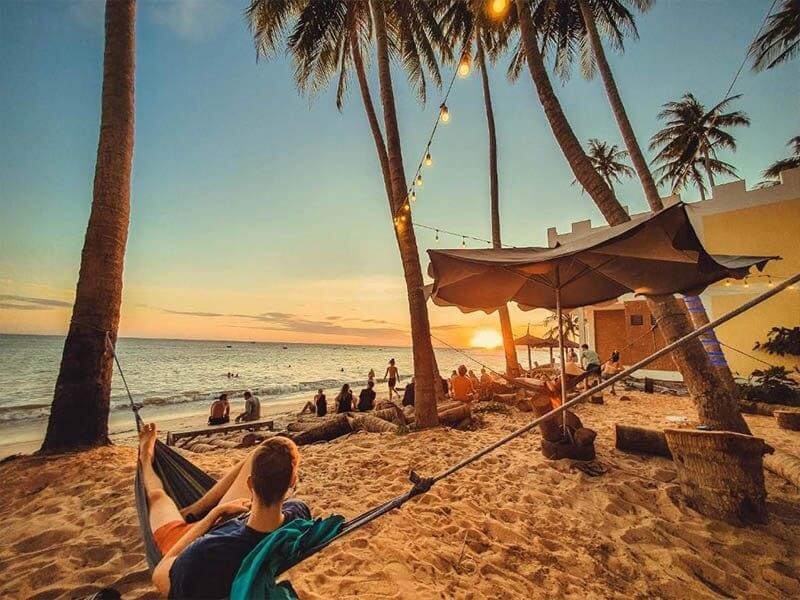 Cần chuẩn bị những gì để thuê xe 7 chỗ đi Mũi Né?