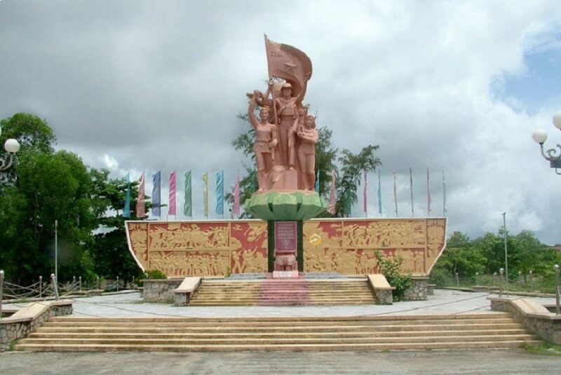 Điểm du lịch Bà Bái