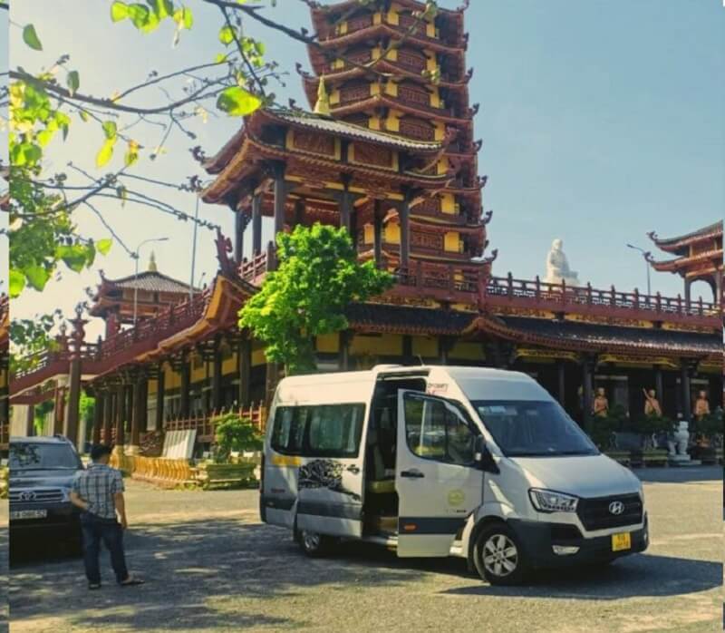 Lý do vì sao nên thuê xe hành hương?