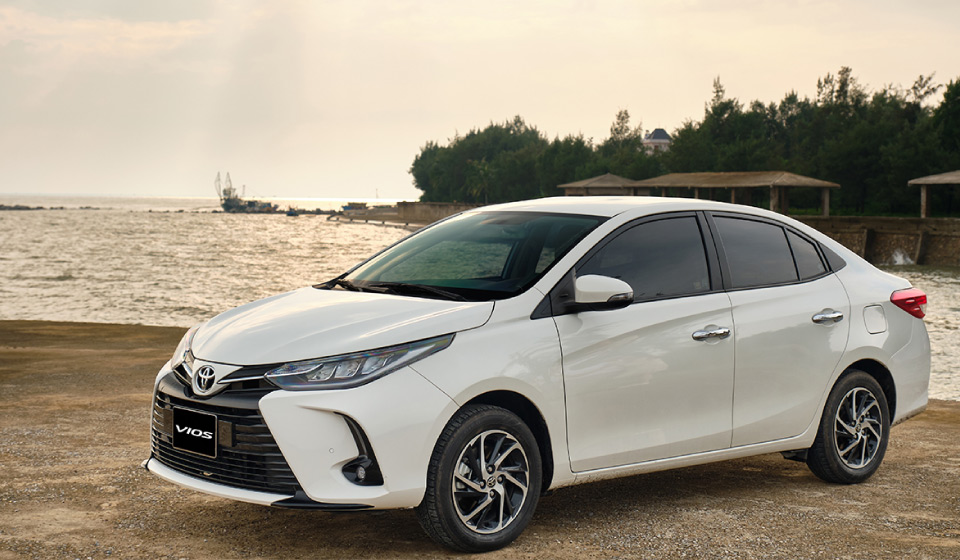 Thuê xe tự lái 4 chỗ giá rẻ