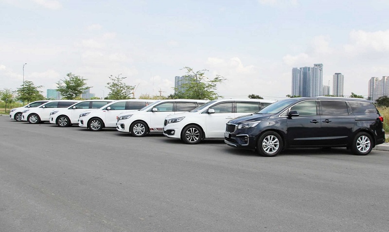 Kiểm tra xe trước khi nhận bàn giao