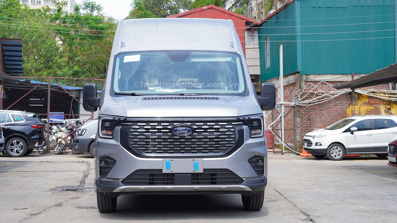 Các Dịch Vụ Cho Thuê Xe 18 Chỗ Phổ Biến tại thuê xe thảo my