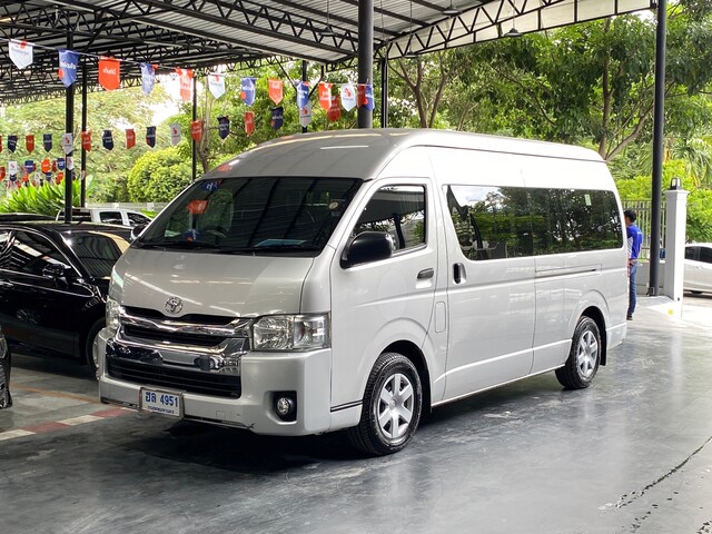 Cho thuê xe 16 chỗ đi tour an toàn tại thuê xe thảo my