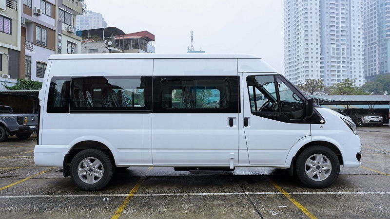 Cho thuê xe 18 chỗ đi du lịch – lựa chọn tiện lợi cho đoàn đông