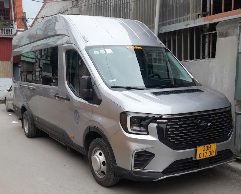 Cho thuê xe 18 chỗ phục vụ cưới hỏi, sự kiện, lễ hội