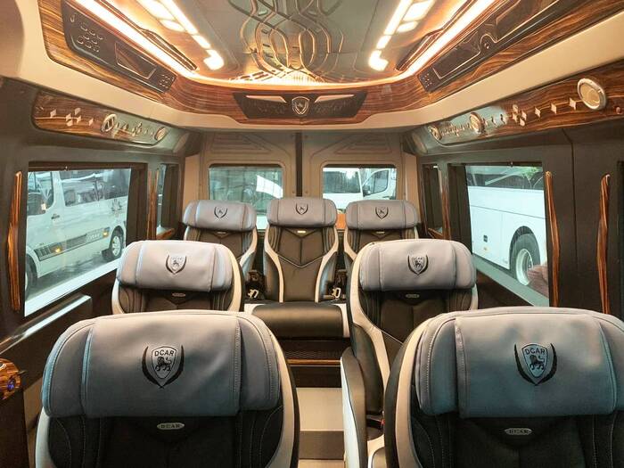 Dịch vụ cho thuê xe limousine VIP đưa đón tận nơi