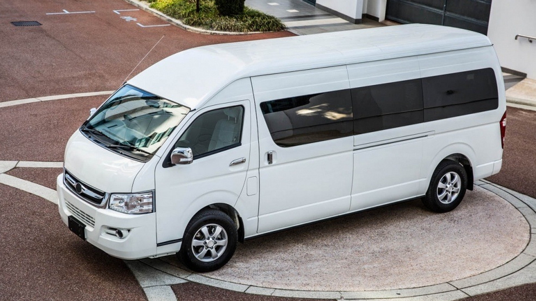 Dịch vụ thuê xe 16 chỗ chất lượng cao