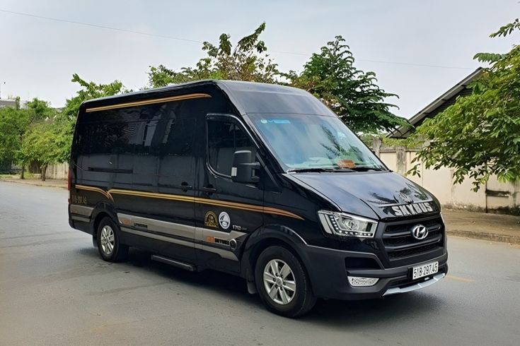 Dịch vụ thuê xe tự lái 16 chỗ đi du lịch