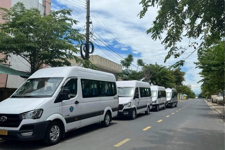 Kinh nghiệm Thuê xe 16 chỗ đi tour giá rẻ và chất lượng tại thảo my