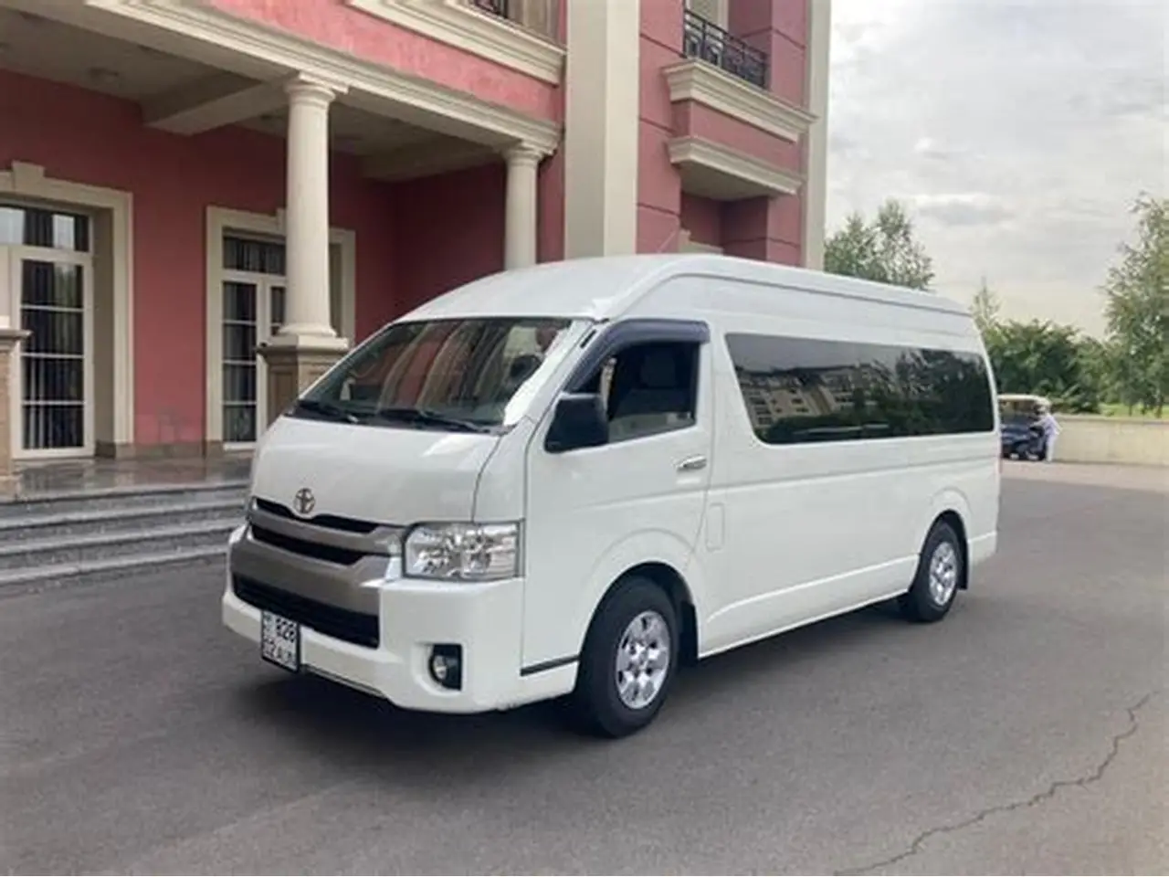 Thuê xe 16 chỗ đi tour tiết kiệm tại thuê xe thảo my