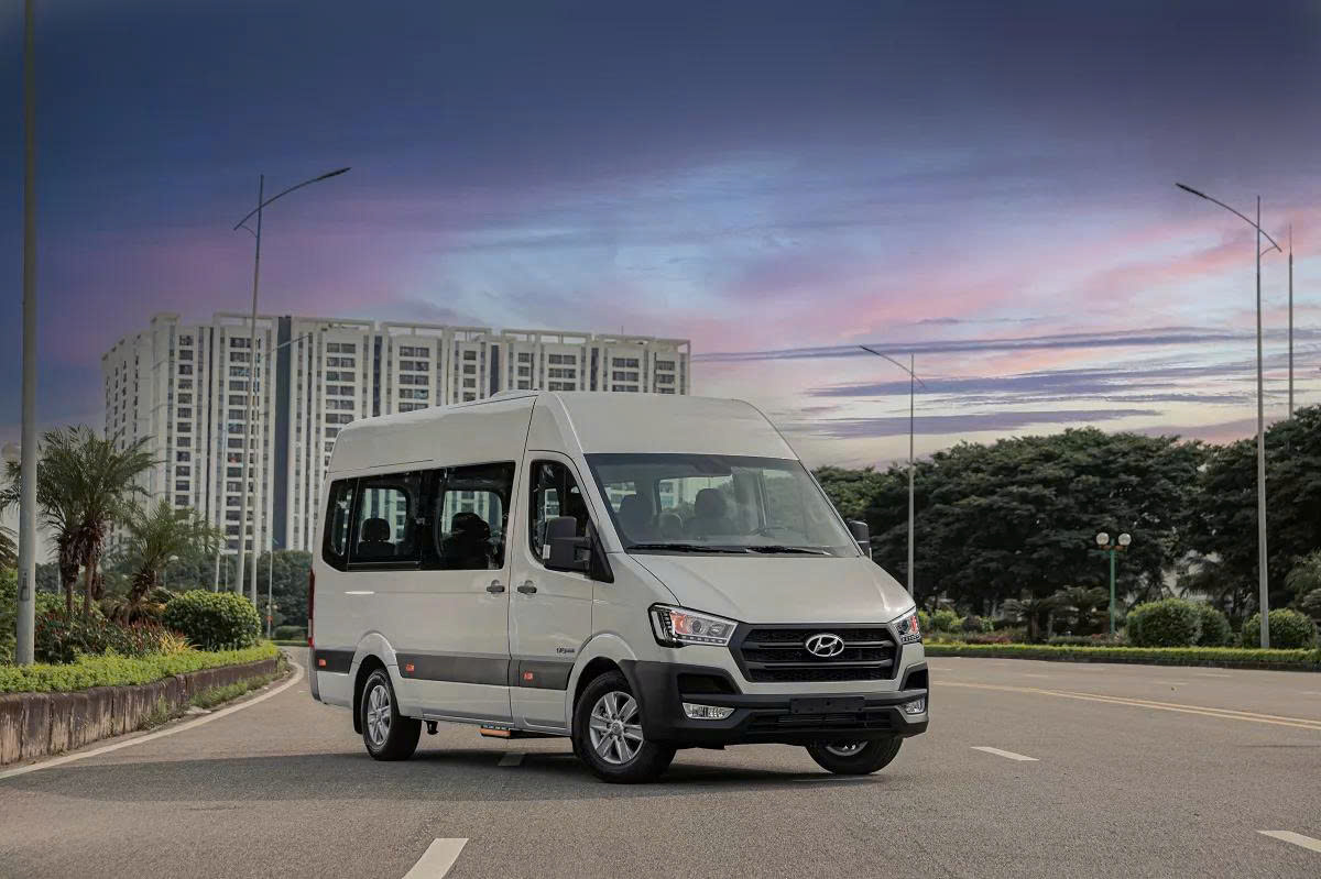 Thuê xe 18 chỗ chất lượng cao xe sạch, tài xế kinh nghiệm