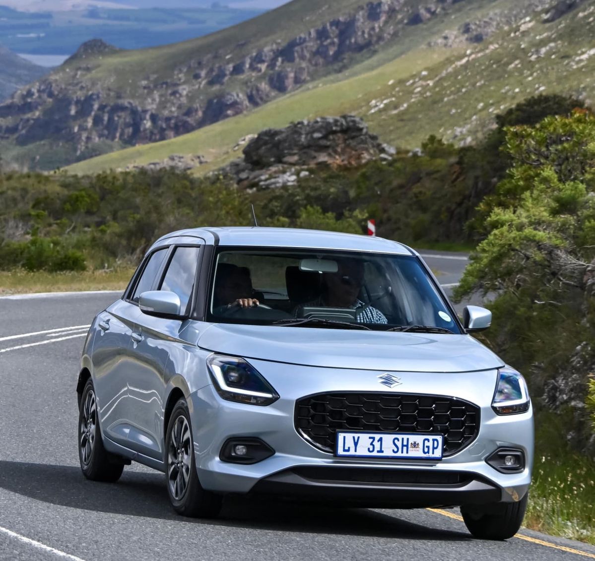 Thuê Xe Tự Lái Đời Mới Đặt Xe Nhanh Chỉ 1 Phút