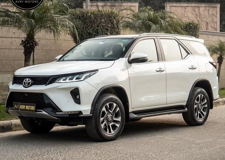 Thuê Xe Tự Lái Giao Xe Tận Nơi Thủ Tục Nhanh Chóng